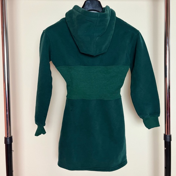 Windsor Bodycon Skater Hooded Dress - Picture 3 of 4